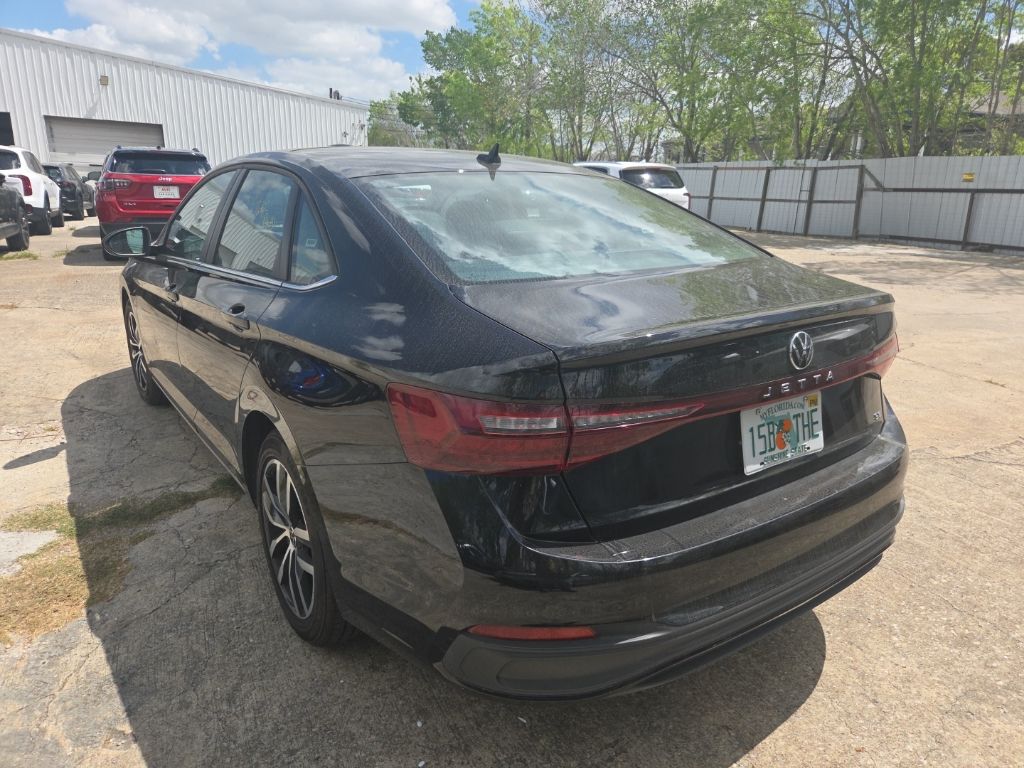Thumbnail: 2025 Volkswagen Jetta - 9