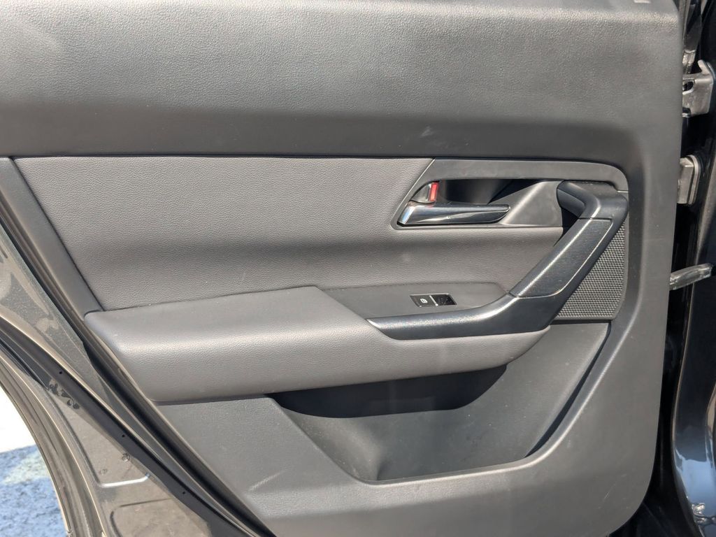 Thumbnail: 2025 Mazda CX-50 - 26