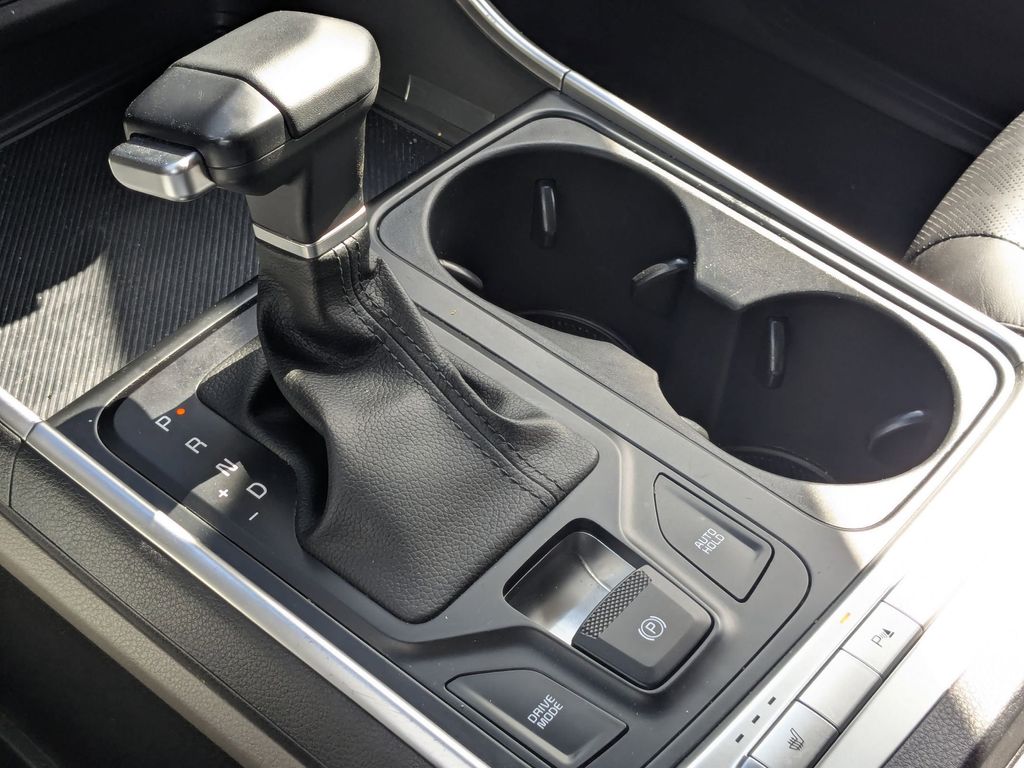 Thumbnail: 2025 Kia Carnival - 19