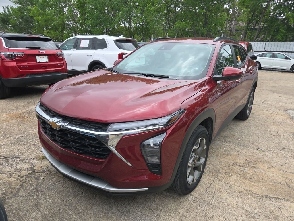 Thumbnail: 2025 Chevrolet Trax - 1