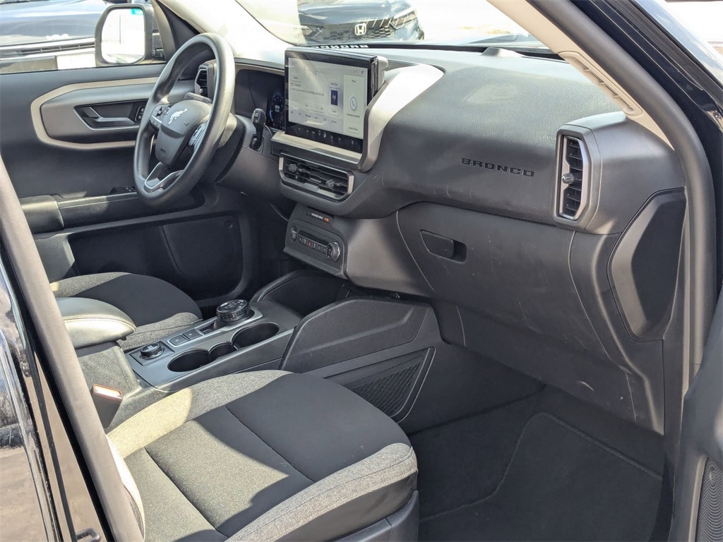 Thumbnail: 2025 Ford Bronco Sport - 32