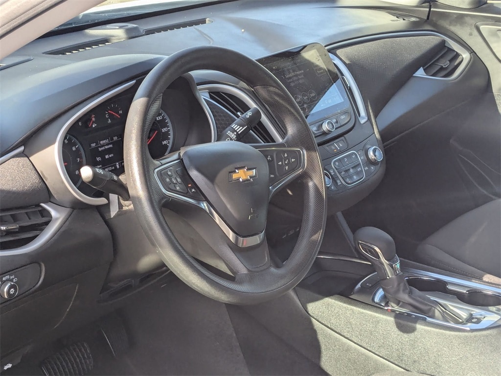 Thumbnail: 2024 Chevrolet Malibu - 14