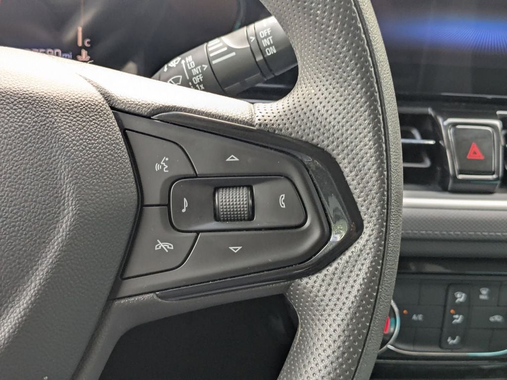 Thumbnail: 2025 Chevrolet TrailBlazer - 15