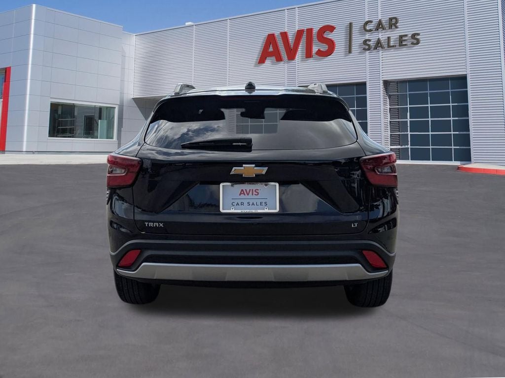 Thumbnail: 2025 Chevrolet Trax - 7
