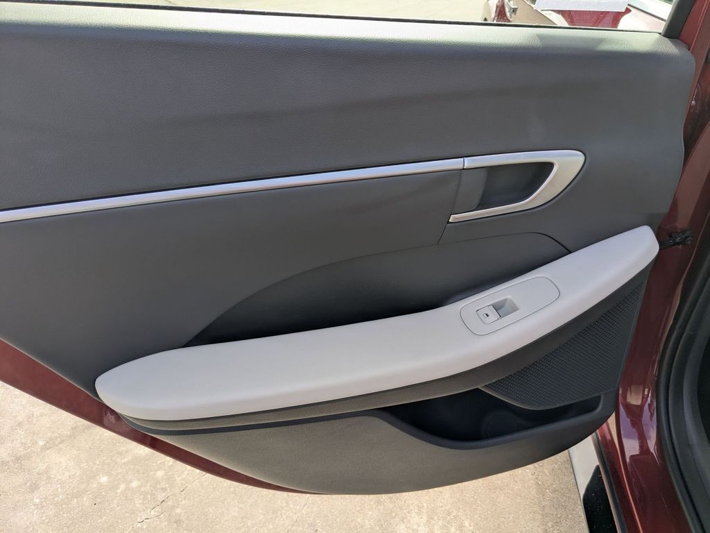 Thumbnail: 2025 Hyundai Sonata - 23