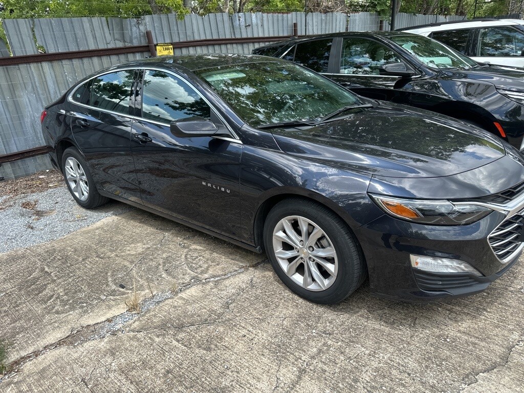 2023 Chevrolet Malibu 1LT photo 3