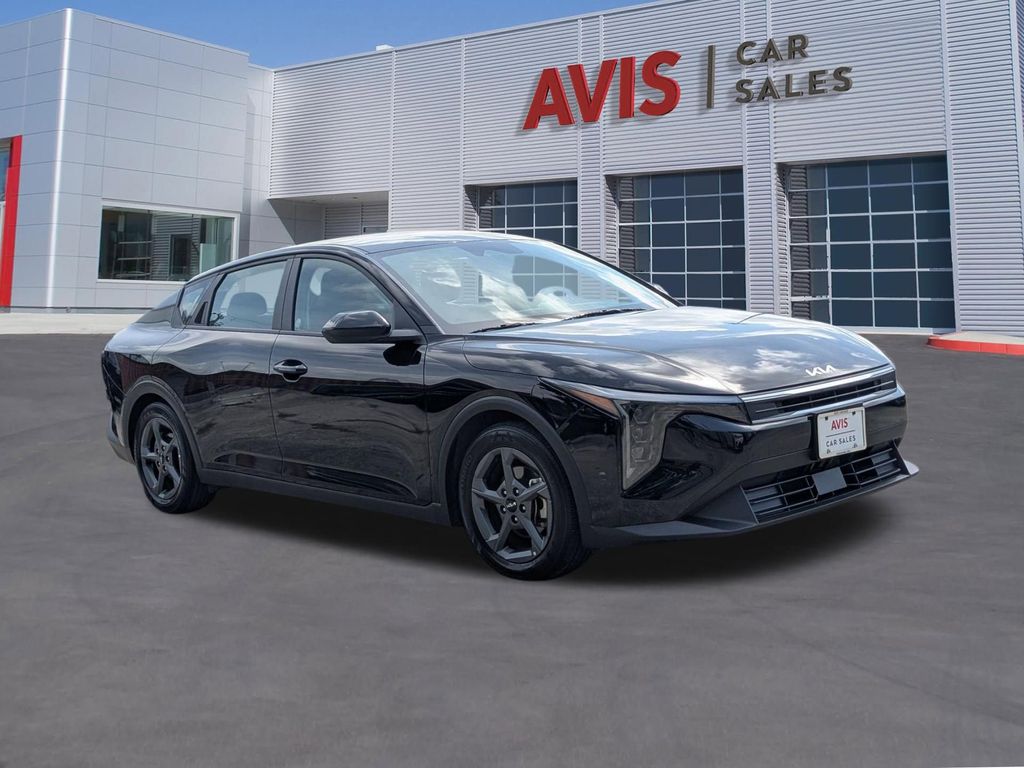 Thumbnail: 2025 Kia K4 - 3
