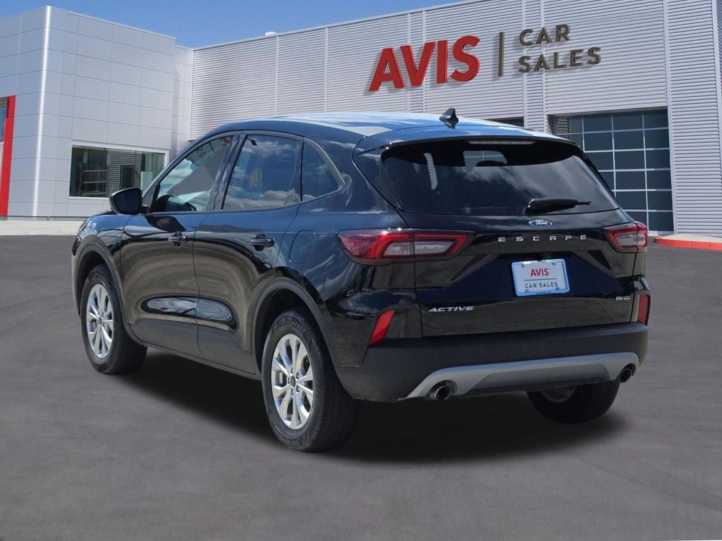 Thumbnail: 2025 Ford Escape - 9