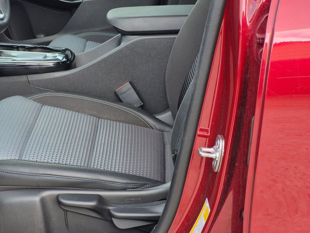 Thumbnail: 2025 Chevrolet Trax - 19