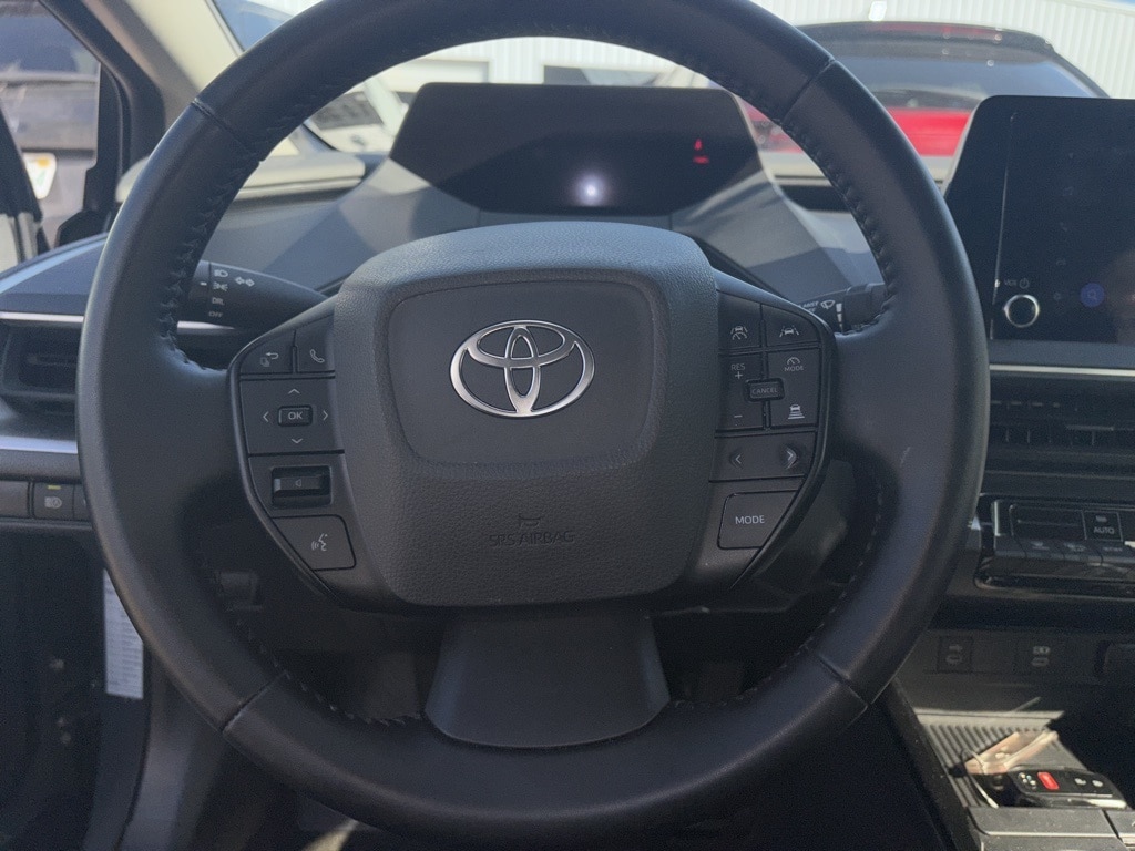 Thumbnail: 2024 Toyota Prius - 8