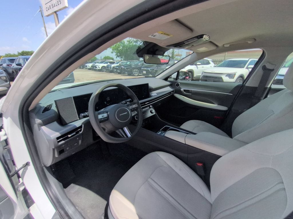 Thumbnail: 2025 Hyundai Sonata - 15