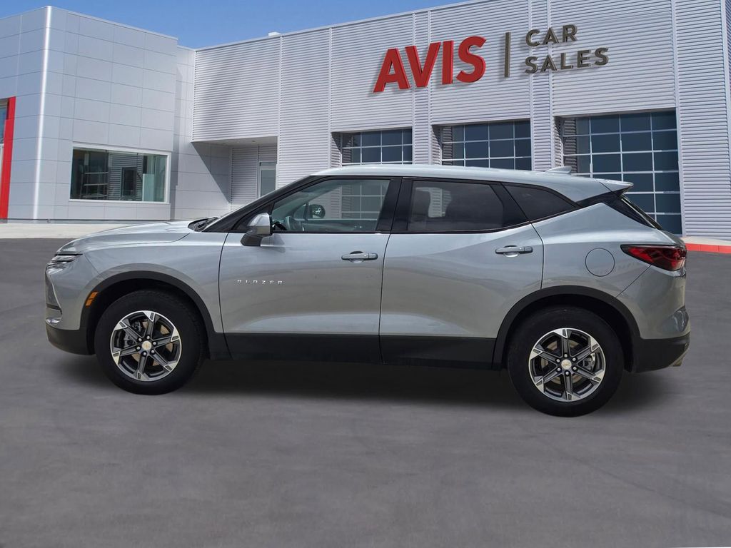 Thumbnail: 2025 Chevrolet Blazer - 10