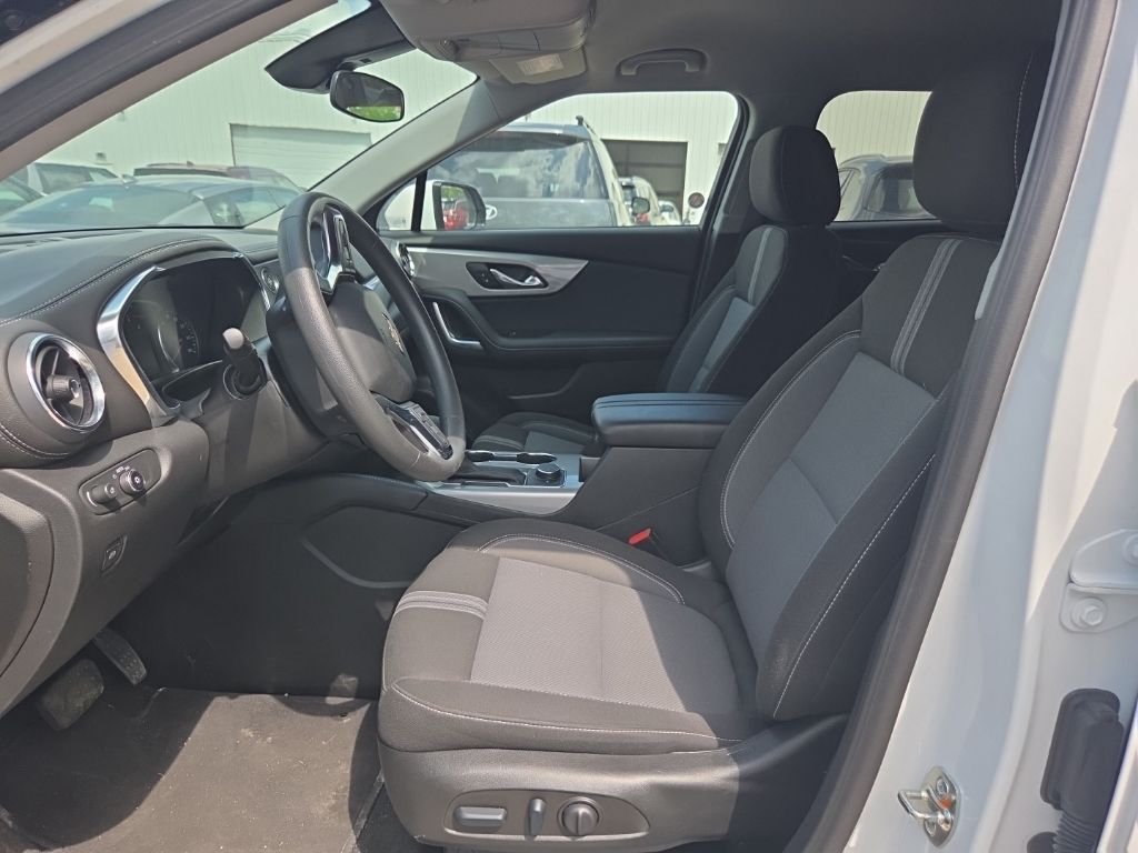 Thumbnail: 2025 Chevrolet Blazer - 5