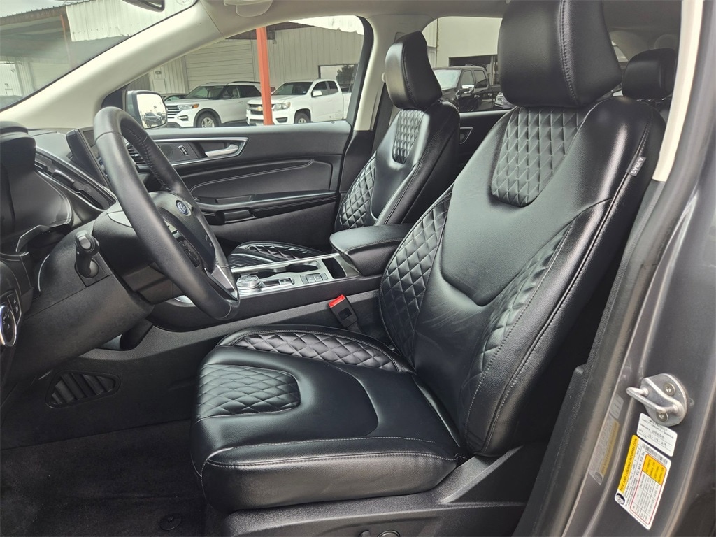 Thumbnail: 2024 Ford Edge - 21