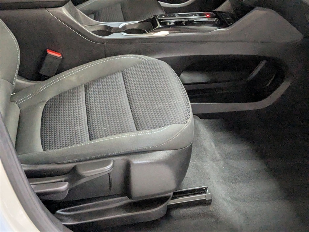 Thumbnail: 2023 Chevrolet Bolt EUV - 30