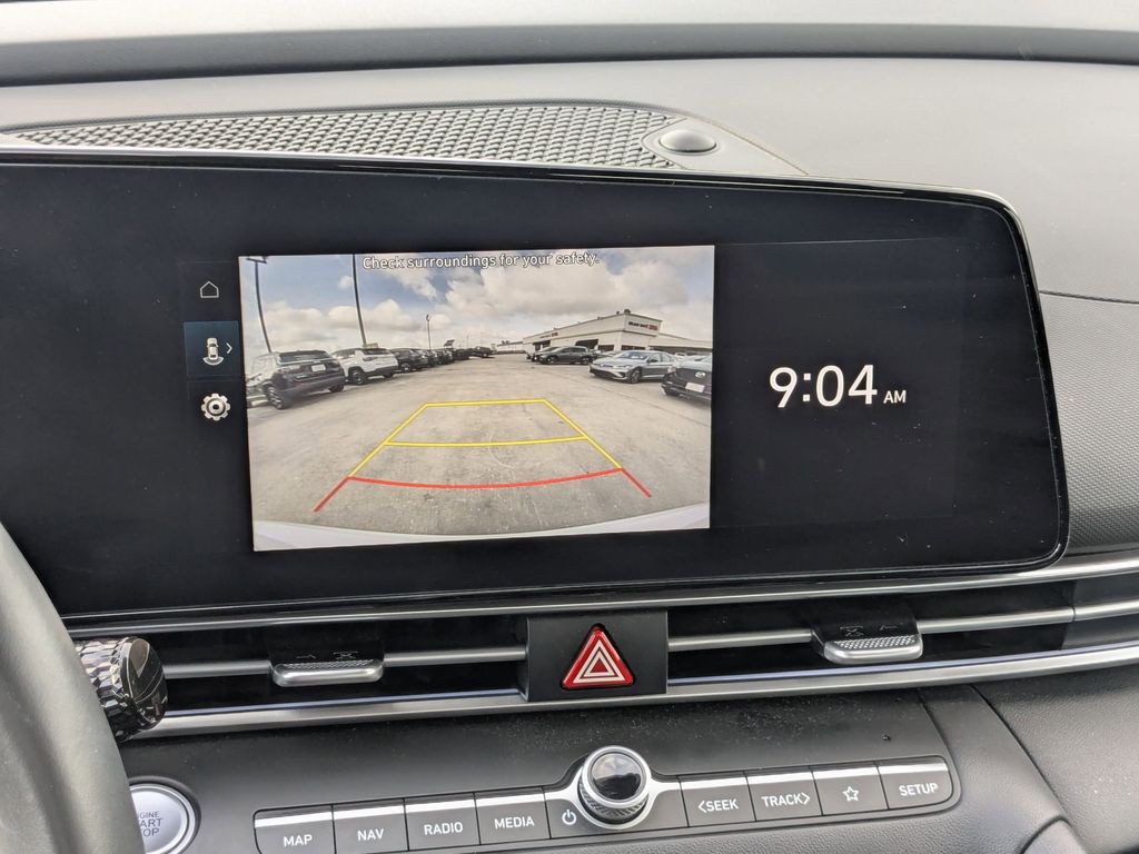 Thumbnail: 2025 Hyundai Elantra - 20