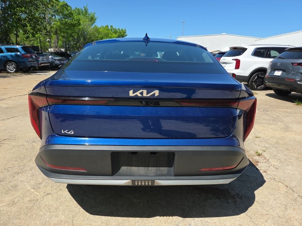 Thumbnail: 2025 Kia K4 - 10