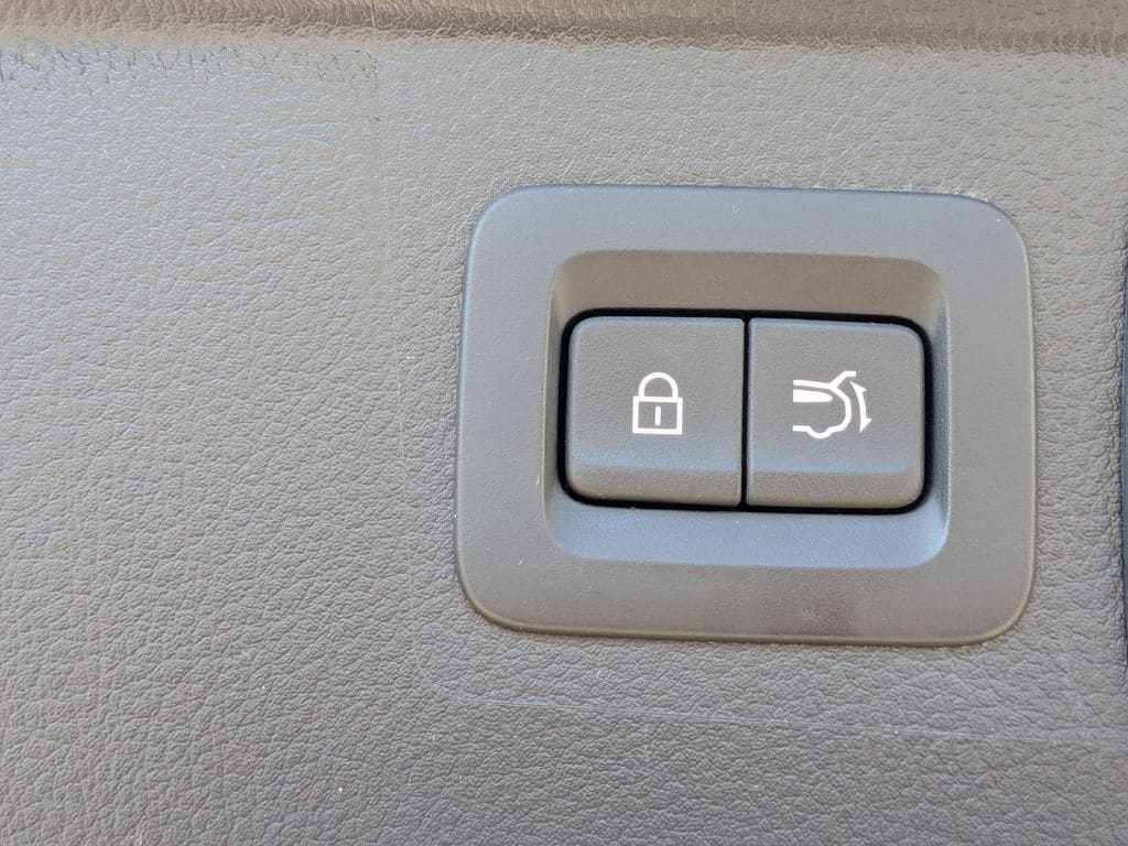 Thumbnail: 2025 Mazda CX-50 - 30