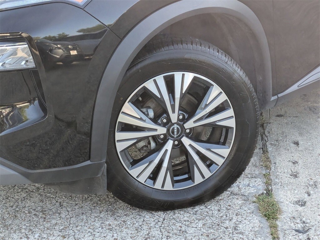 Thumbnail: 2023 Nissan Rogue - 31