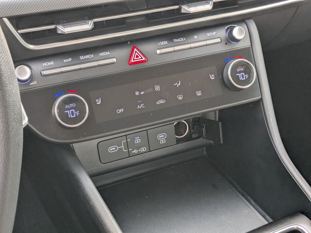 Thumbnail: 2025 Hyundai Sonata - 21