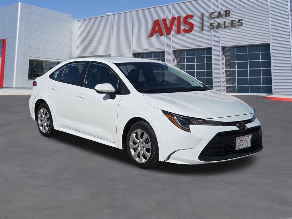 Certified 2025 Toyota Corolla LE Sedan