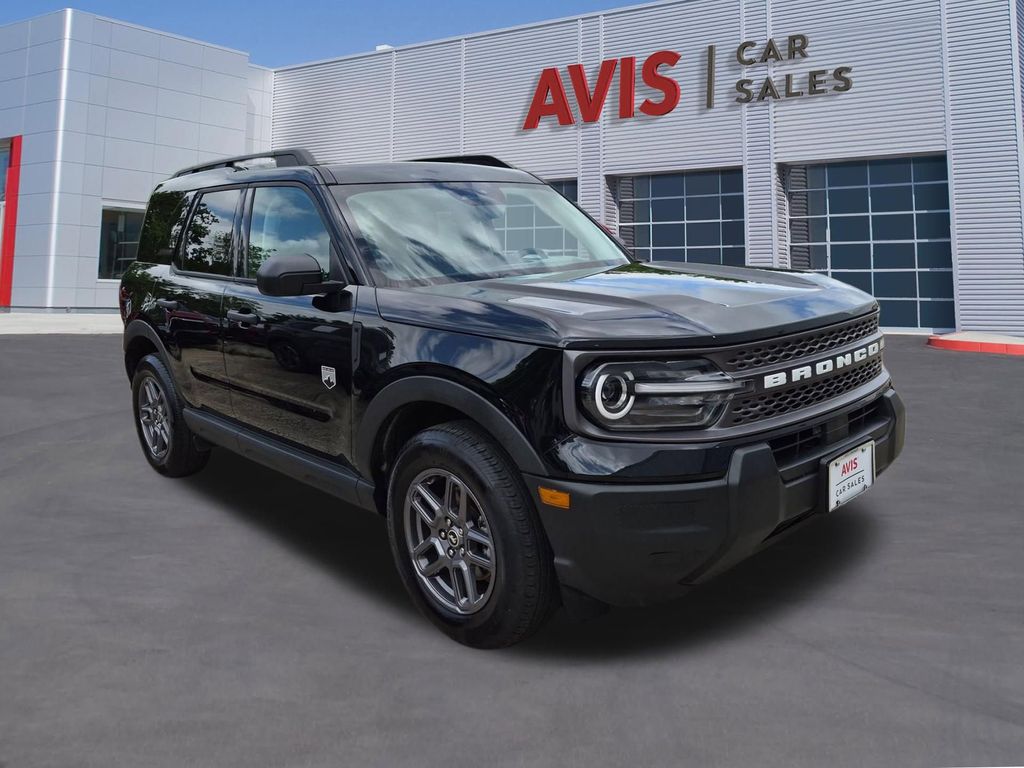 Thumbnail: 2025 Ford Bronco Sport - 3