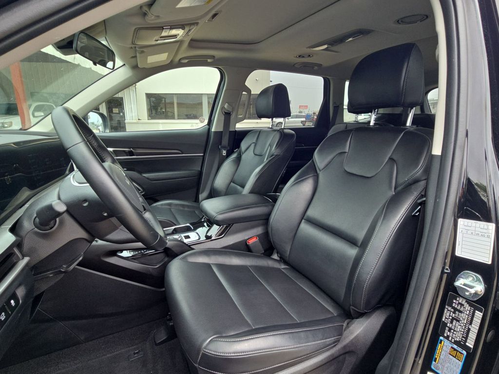 Thumbnail: 2025 Kia Telluride - 23