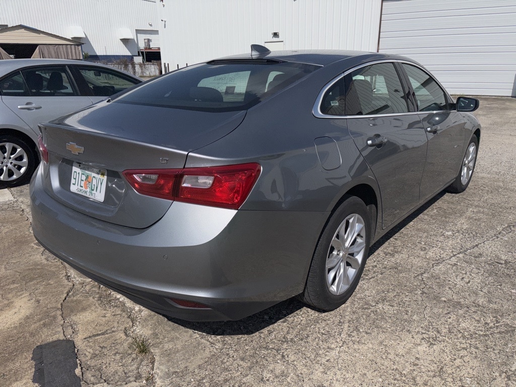 Thumbnail: 2024 Chevrolet Malibu - 4