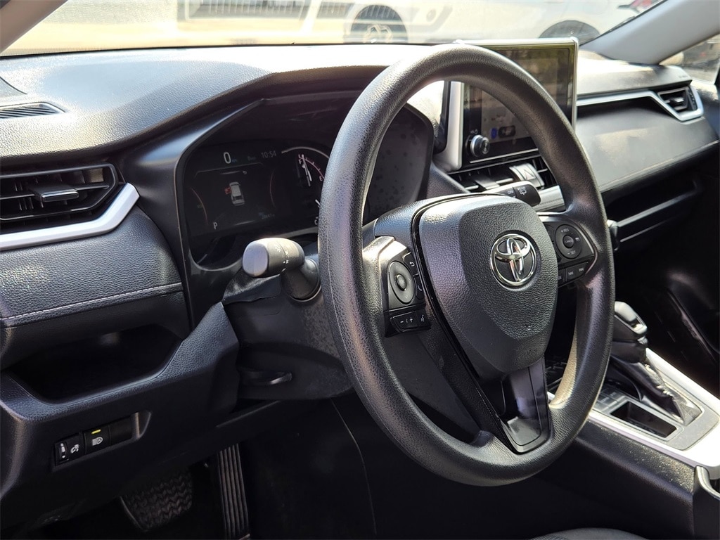 Thumbnail: 2024 Toyota RAV4 - 11