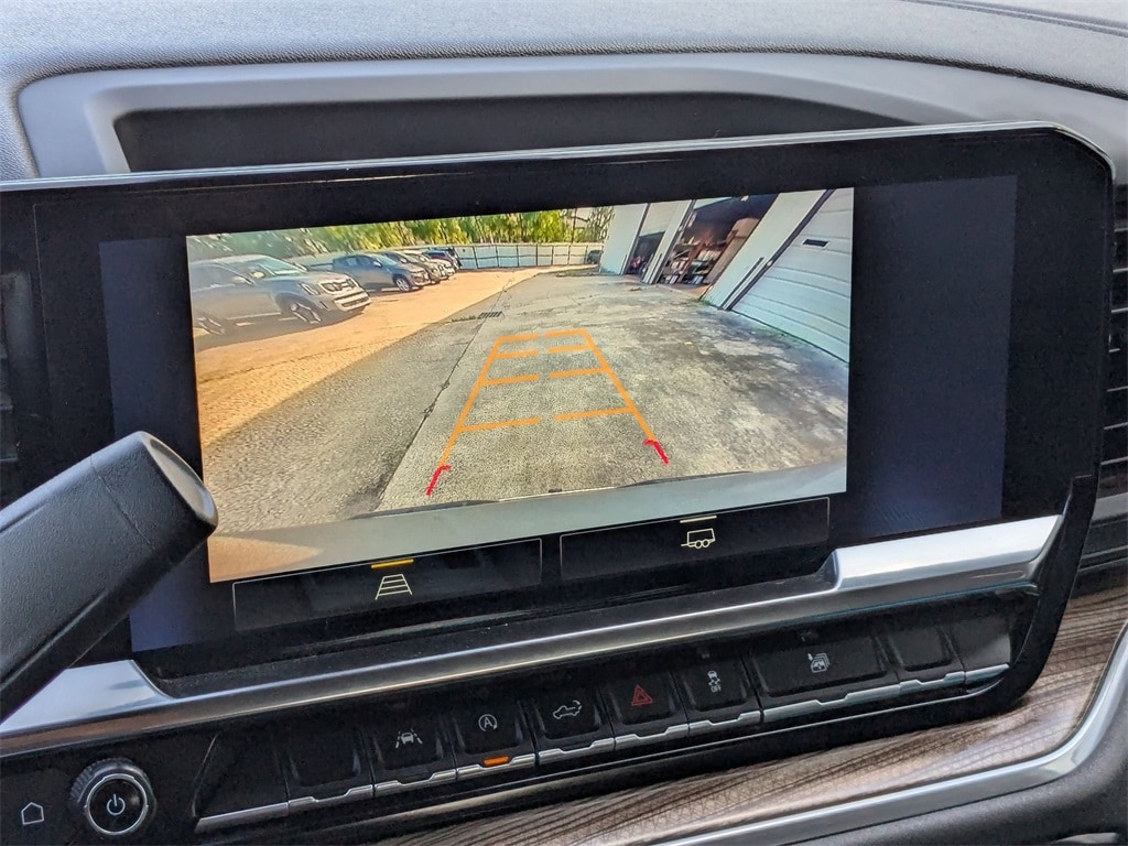 Thumbnail: 2024 Chevrolet Silverado 1500 - 18