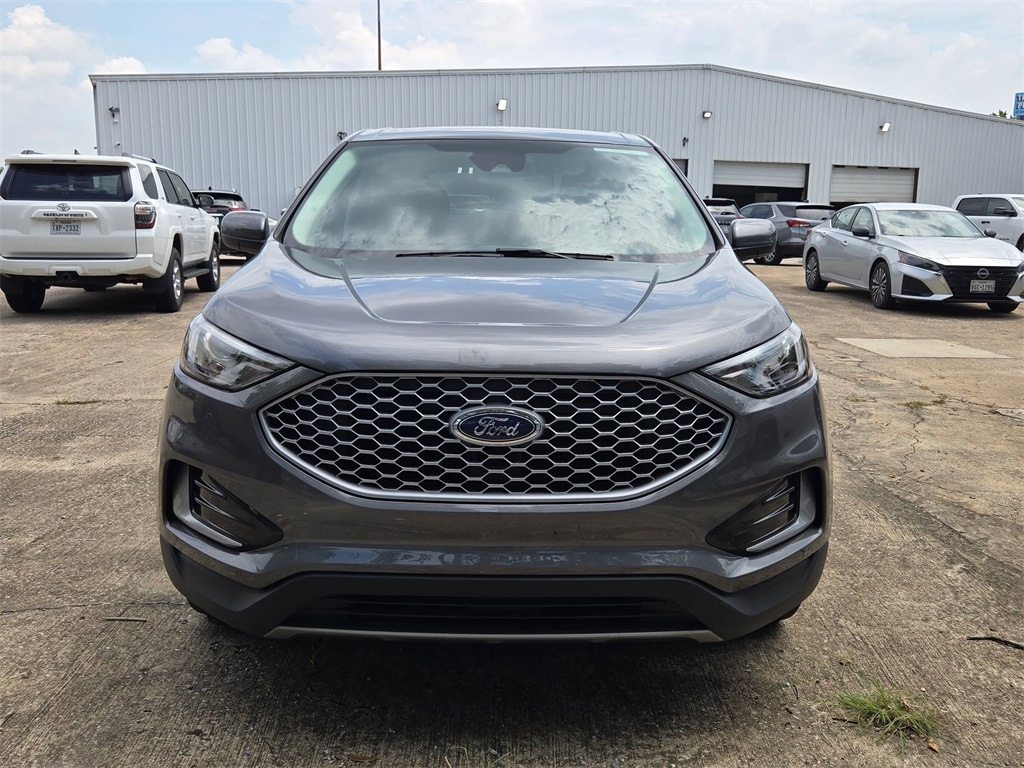 Thumbnail: 2024 Ford Edge - 2