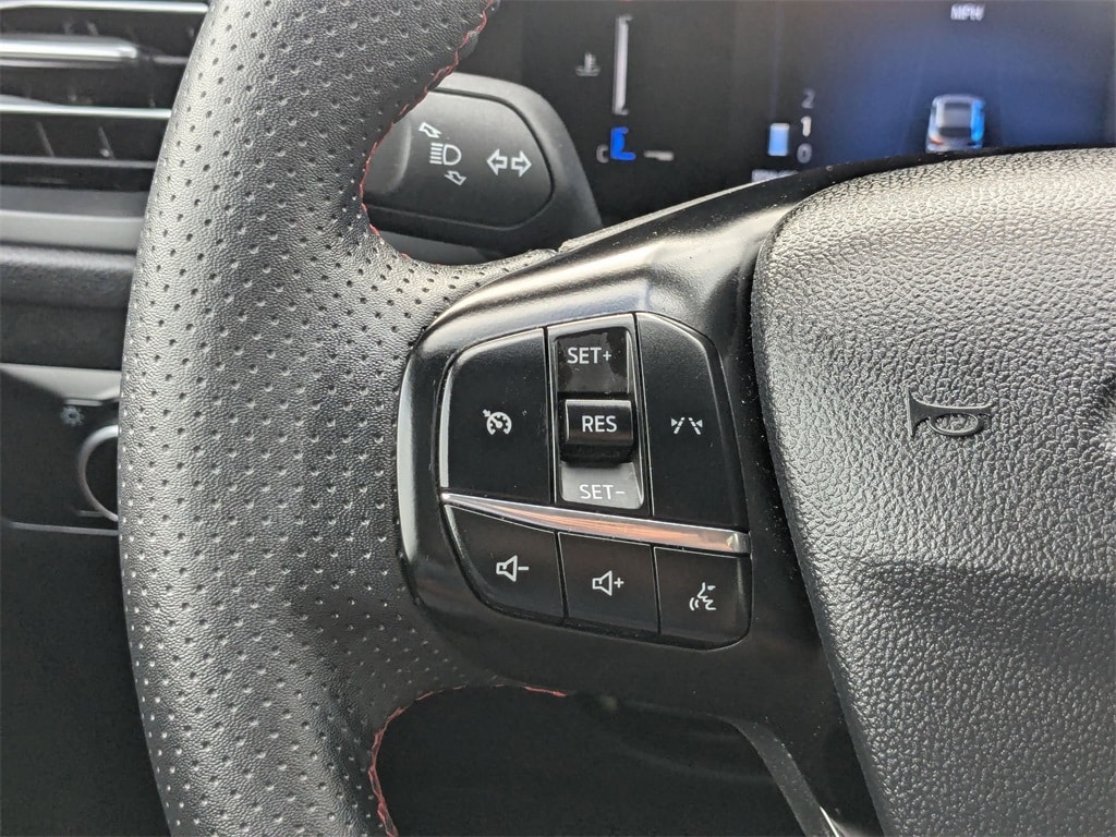 Thumbnail: 2025 Ford Escape - 16