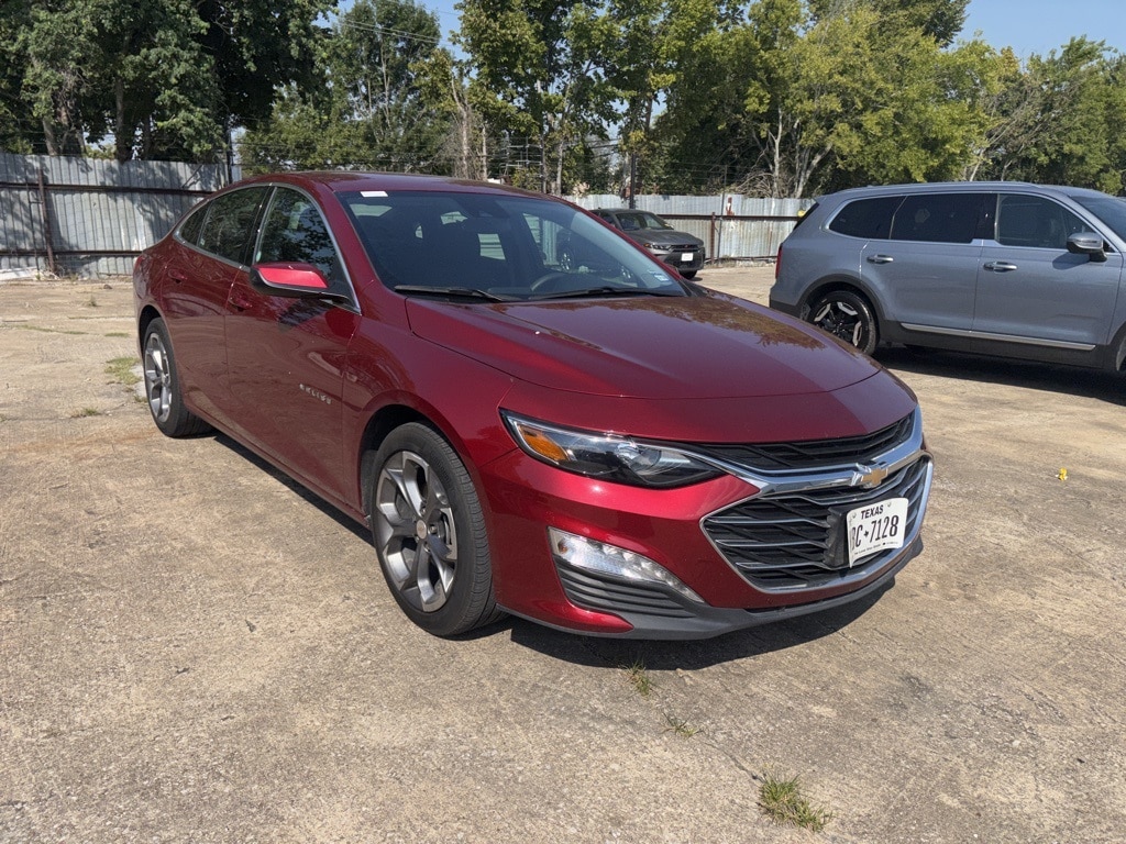 Thumbnail: 2024 Chevrolet Malibu - 3