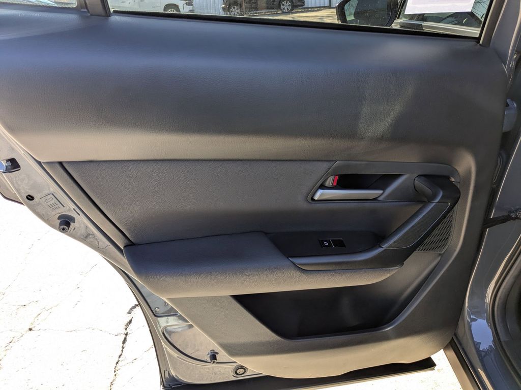 Thumbnail: 2025 Mazda CX-50 - 24