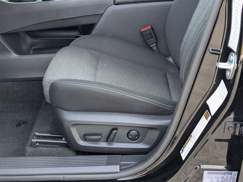 Thumbnail: 2023 Nissan Rogue - 24