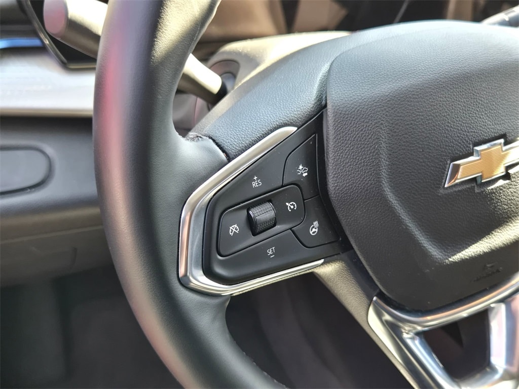 Thumbnail: 2025 Chevrolet Trax - 8