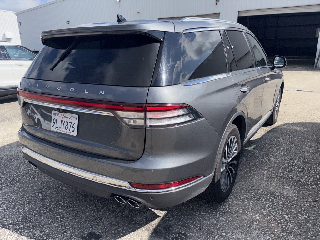 Thumbnail: 2024 Lincoln Aviator - 4
