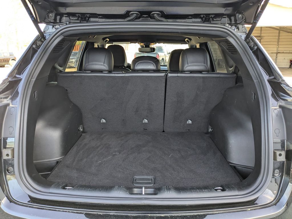 Thumbnail: 2025 Jeep Compass - 25