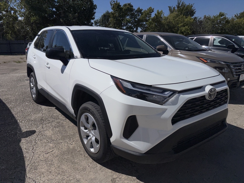 Thumbnail: 2025 Toyota RAV4 - 3