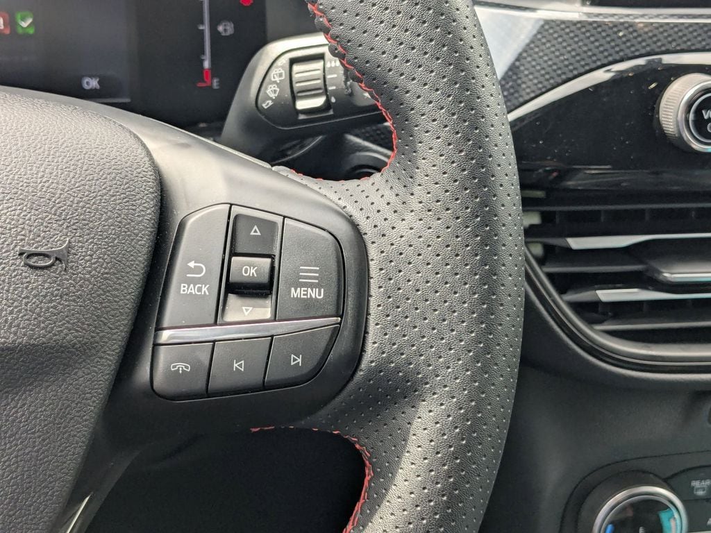 Thumbnail: 2025 Ford Escape - 16