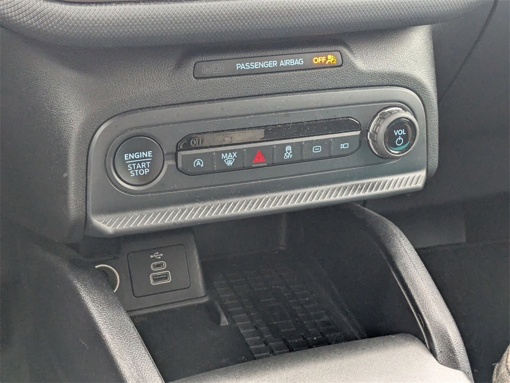 Thumbnail: 2025 Ford Bronco Sport - 22