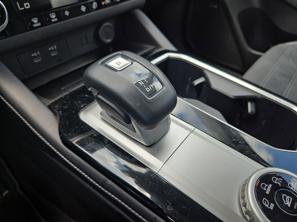 Thumbnail: 2025 Mitsubishi Outlander - 20