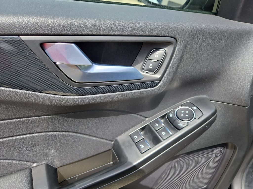 Thumbnail: 2025 Ford Escape - 13