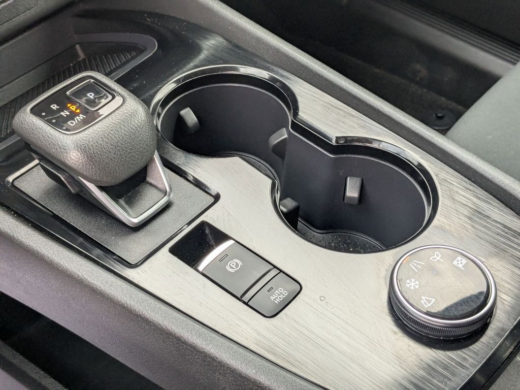 Thumbnail: 2023 Nissan Rogue - 19