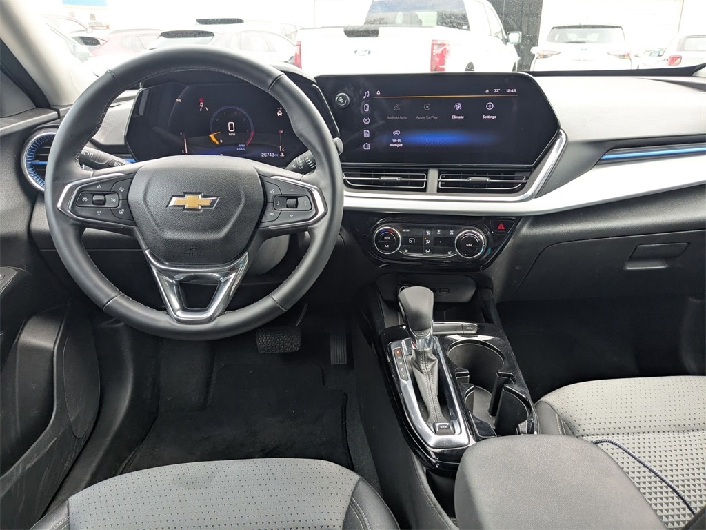 Thumbnail: 2025 Chevrolet Trax - 25