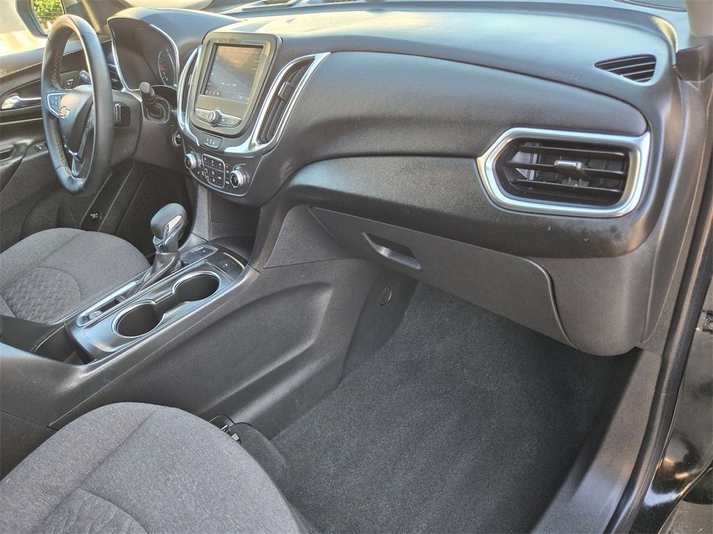 Thumbnail: 2024 Chevrolet Equinox - 32