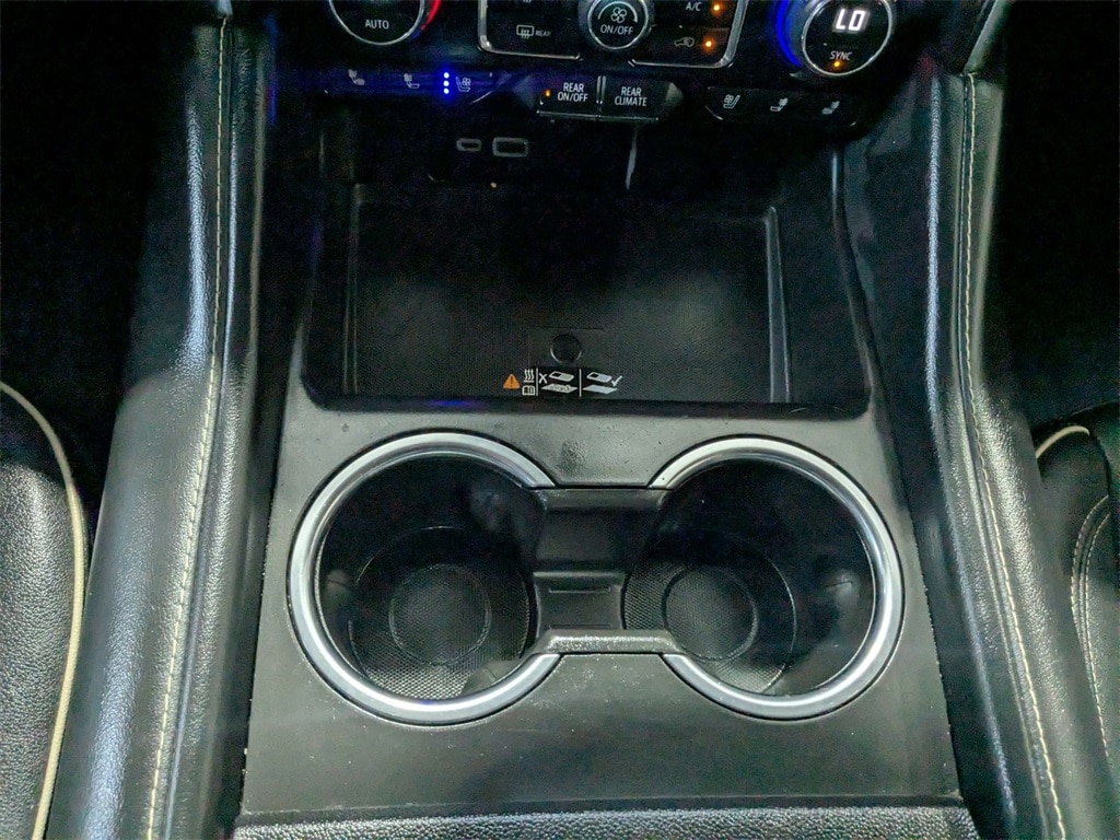 Thumbnail: 2023 Chevrolet Suburban - 21