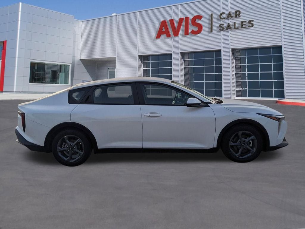 Thumbnail: 2025 Kia K4 - 5