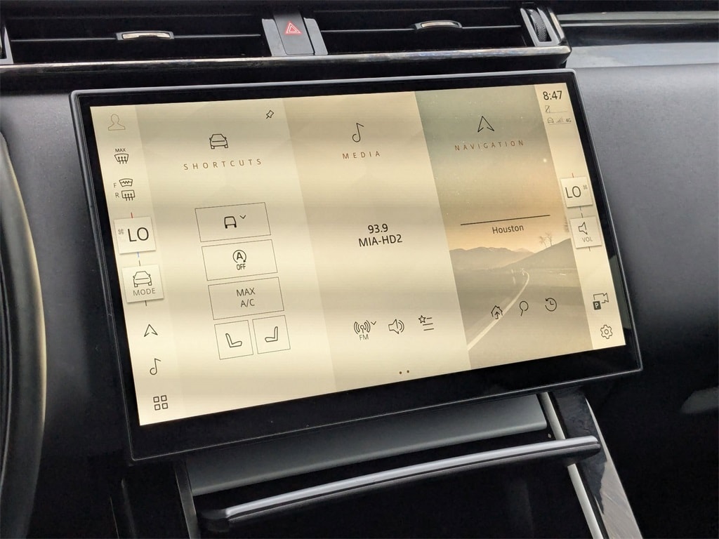 Thumbnail: 2024 Land Rover Range Rover Velar - 20