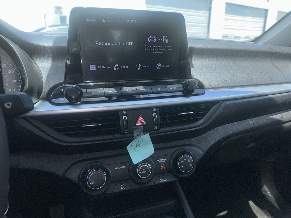 Thumbnail: 2024 Kia Forte - 9